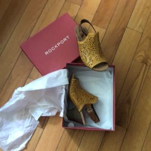 Rockport  Tropez High Vamp, size 6.5